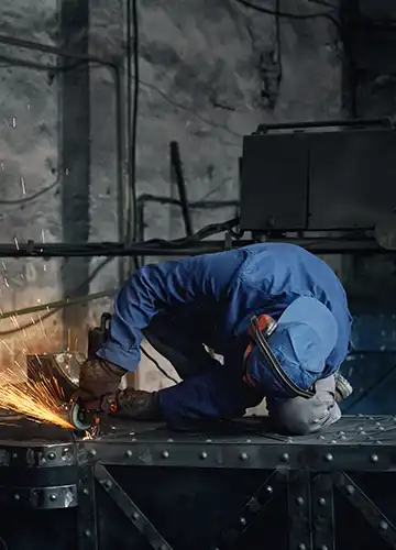 Laser cutting process for high-quality metal parts in Dubai