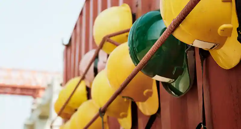 Custom Lifting Clamps in Dubai: How Tailored Fabrication Enhances Industrial Safety