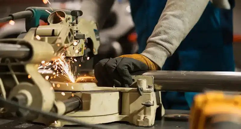 Why Choose a Certified Metal Machining Company in the UAE for Complex Projects