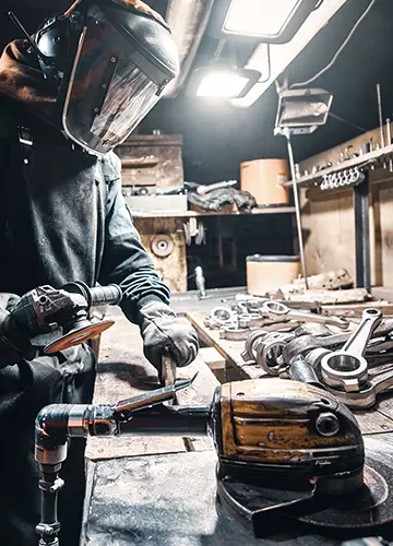 Professional metal fabrication services in Dubai with advanced machinery