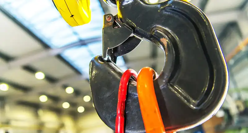 Where to Get Custom Lifting Clamps Manufactured in Dubai for Industrial Applications