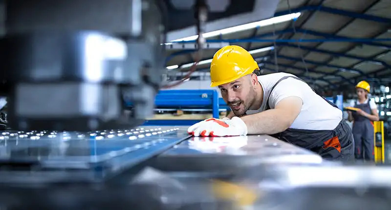 industrial metal cutting Dubai